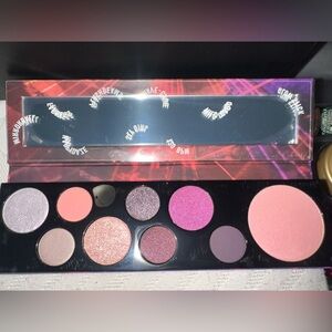 M•A•C Raver Girl Palette